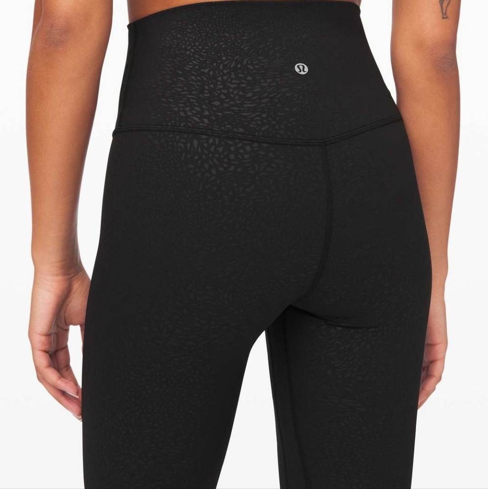 Lululemon Align Crop  21" size 4 Polar Shift Emboss Black